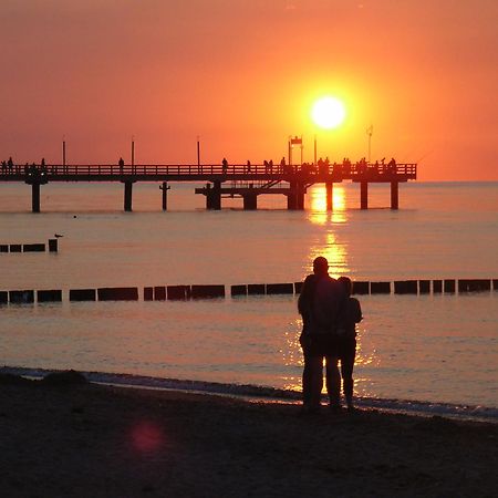 Ostsee Hotel-Pension An Der Lindenallee バート・ドーベラン エクステリア 写真
