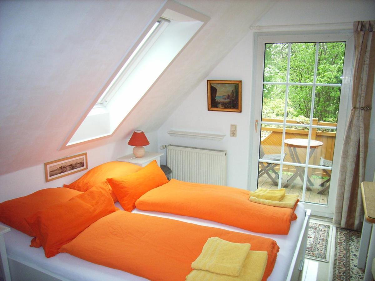Ostsee Hotel-Pension An Der Lindenallee バート・ドーベラン エクステリア 写真