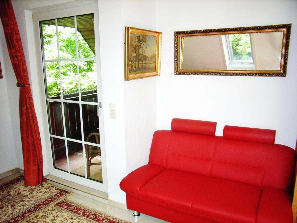 Ostsee Hotel-Pension An Der Lindenallee バート・ドーベラン エクステリア 写真